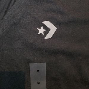 V-neck Converse T-shirt